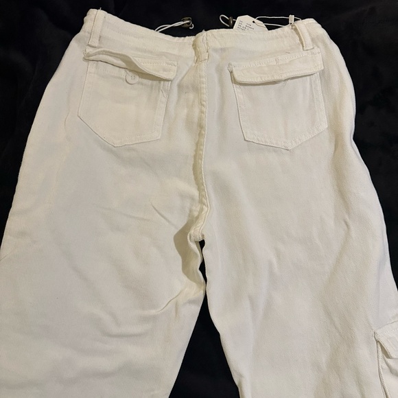 New Cargo Pants - Picture 4 of 5